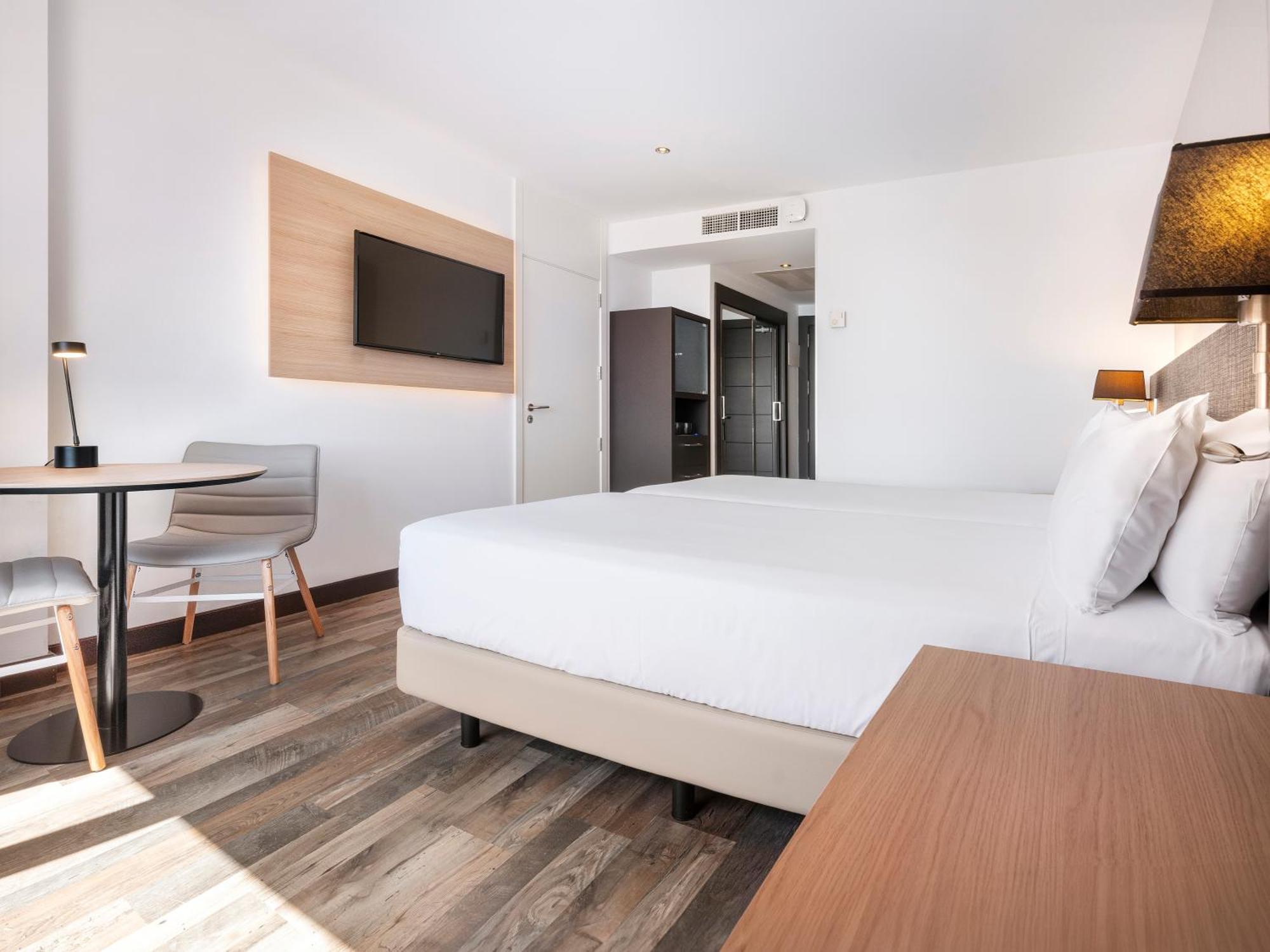 Hotel Cadiz Paseo Del Mar, Affiliated By Melia Luaran gambar