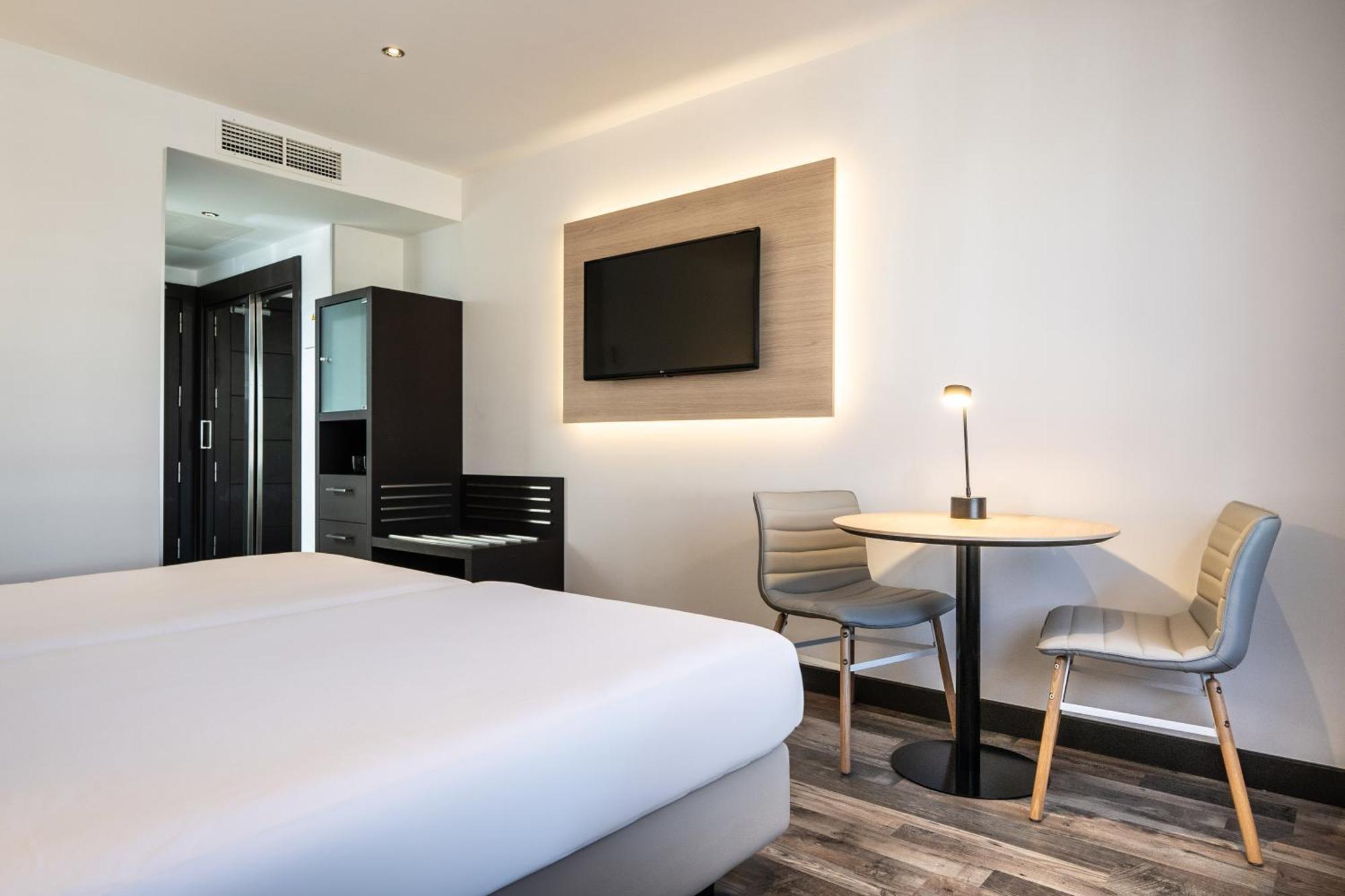 Hotel Cadiz Paseo Del Mar, Affiliated By Melia Luaran gambar