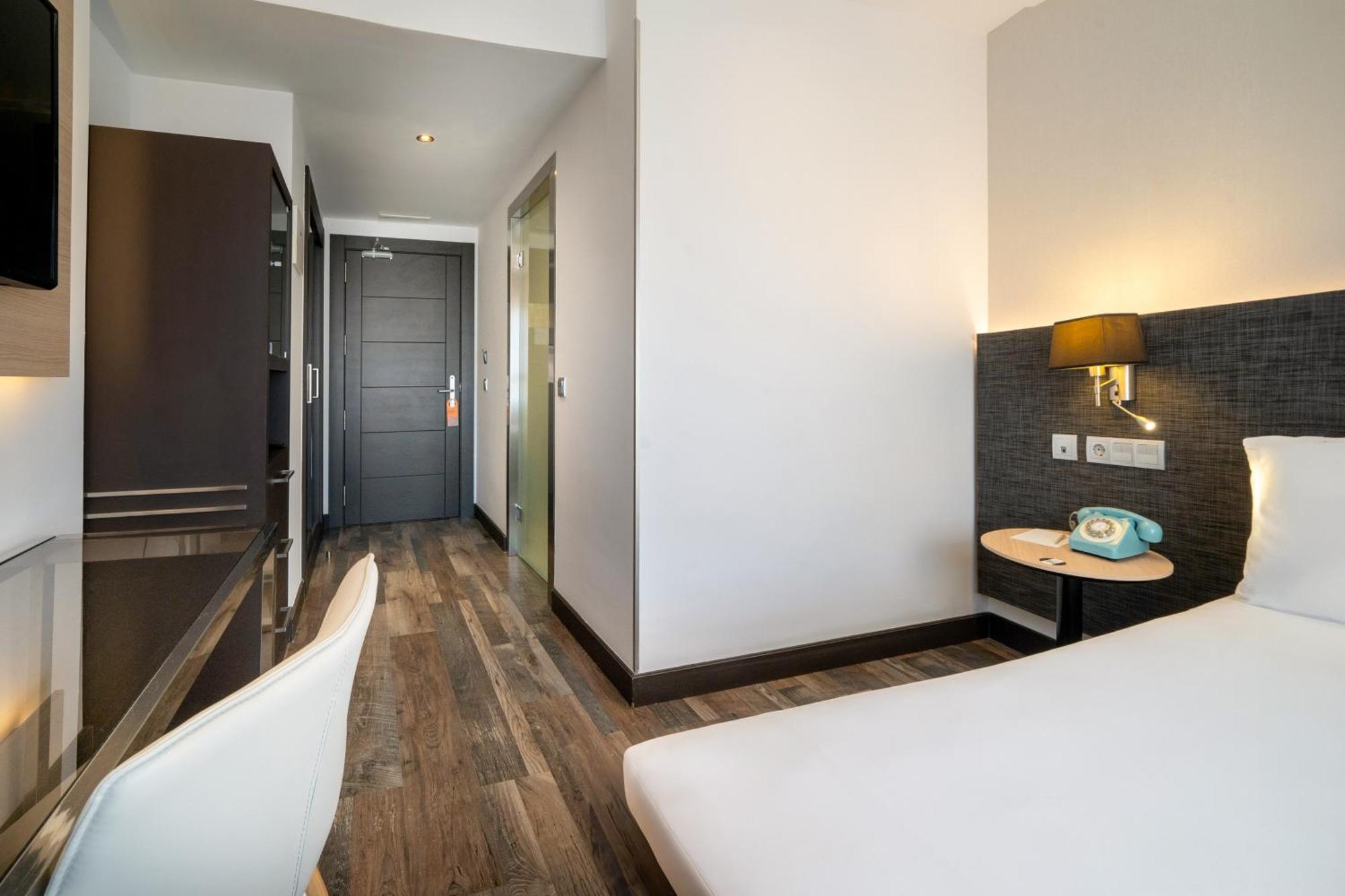 Hotel Cadiz Paseo Del Mar, Affiliated By Melia Luaran gambar