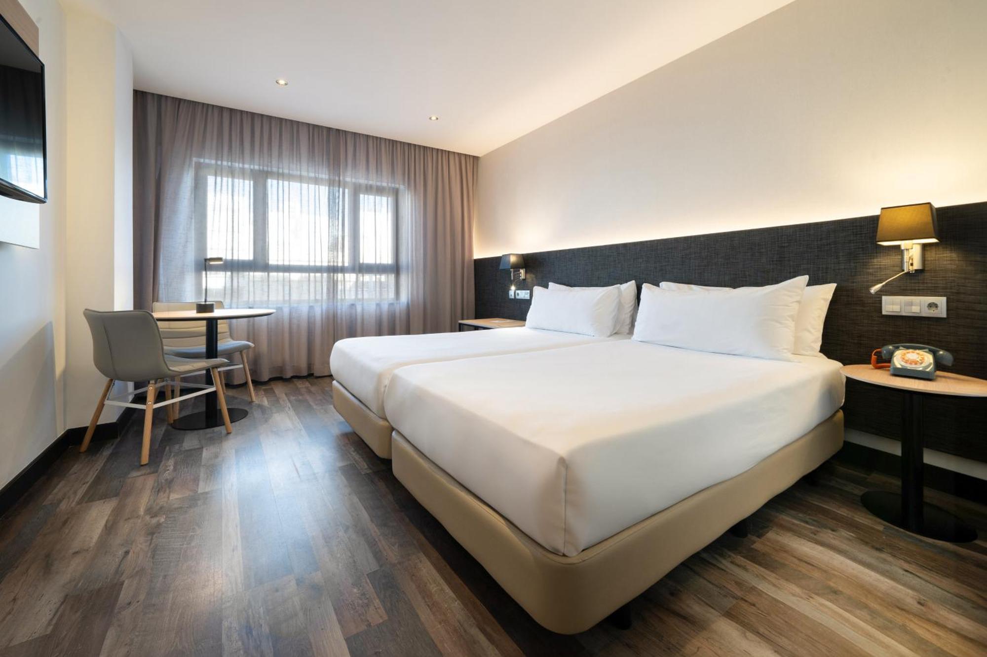 Hotel Cadiz Paseo Del Mar, Affiliated By Melia Luaran gambar